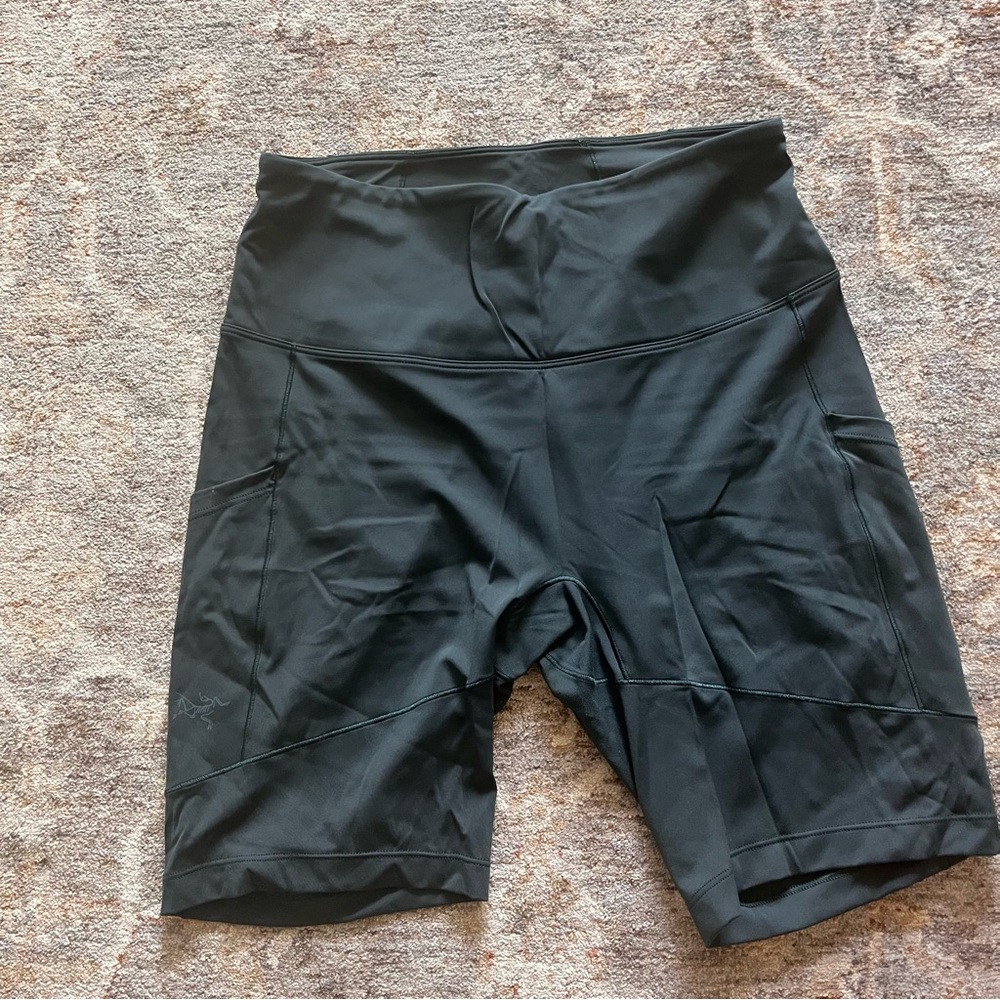 Arc'teryx High-Rise 8” Utility Bike Shorts High-Performance